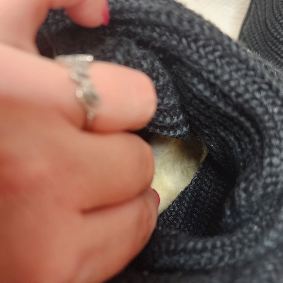 Ugg Black Classic Cardy Knit Boots Women's Size 7 - Picture 9 of 16